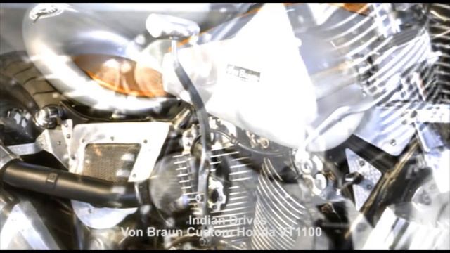 Von Braun Custom Honda VT1100 : First Look смотреть онлайн