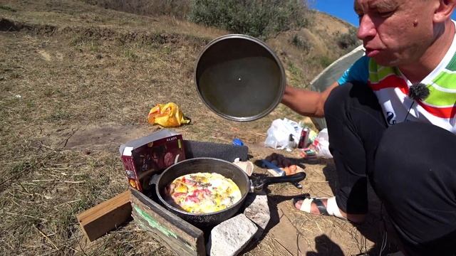 Отдых в Кучугурах. Влог. Грязевой вулкан, море, пляж. Отдых в палатке. 1-я часть. (Папа Может)