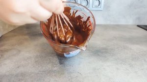 ТВОРОЖНЫЙ СЫР, ШОКОЛАД И ОСТАТКИ БИСКВИТА/ОЧЕНЬ ВКУСНОЕ ПИРОЖНОЕ