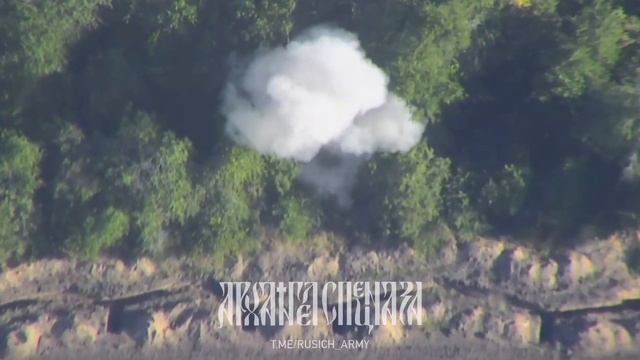 Уничтожение "Ланцетом" комплекса РЭБ "Нота" ВСУ/Destruction of the AFU "Nota" EWS by "Lancet" UAV