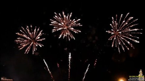 ACI SANT'ANTONIO - "FESTA RANNI" S. ANTONIO ABATE 2022 - FIORI di FUOCO (Night Show)