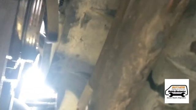 Replace Auxiliary drive fan belt. replacement battery / alternator light VW Crafter Van 2.0 TDI A/C смотреть онлайн