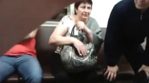 Подборка пьяных и неадекватных людей в метро (перезалито)