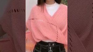 Как завязать шарф на плечи - 10 способов. Как завязать большой шарф