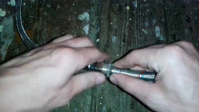 Видео: Как соединить гибкую подводку? смотреть онлайн