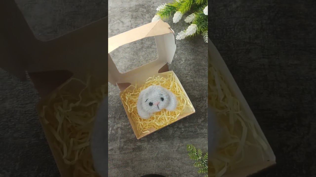 Брошь зайка #амигуруми #вязаниекрючком #вязаныеигрушки #amigurumi #мккрючком #мквязание #crochet смотреть онлайн