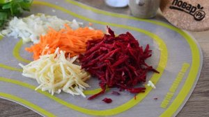 Борщ с яблоками