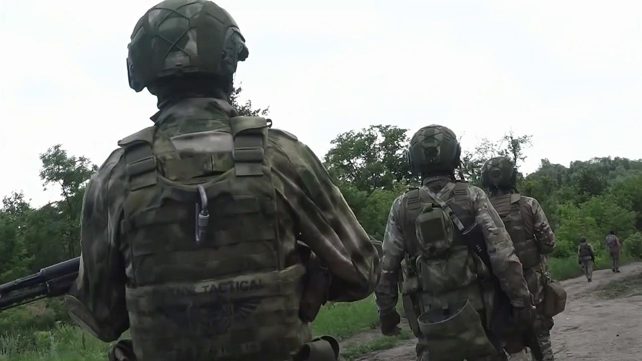 Российские разведчики пробираются все глубже в тыл врага в районе Часова Яра