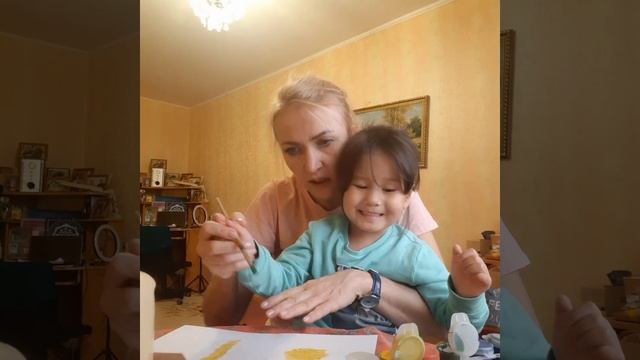 Кира. 5.11.2021 Запуск речи. Игра в мяч. Мой мяч. Рисование "кубики" смотреть онлайн