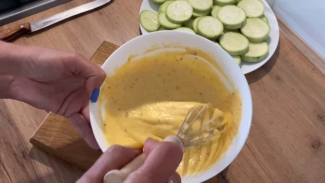 КАБАЧКИ ГОТОВЛЮ ТЕПЕРЬ ТОЛЬКО ТАК, кабачки в кляре | Irina Belaja смотреть онлайн