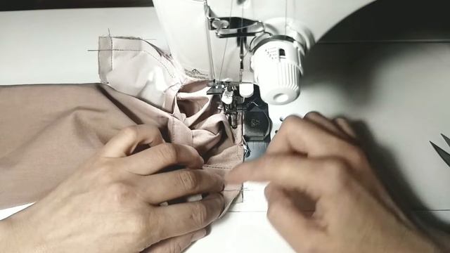 Как пришить манжет к рукаву без приметывания и лишних движений. Очередной Швейный лайфхак!