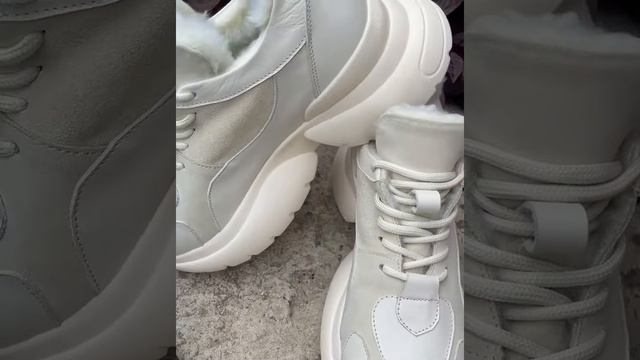 Зимние кроссовки женские кожаные замшевые на платформе бежевые черные MKraFVT 2142 смотреть онлайн