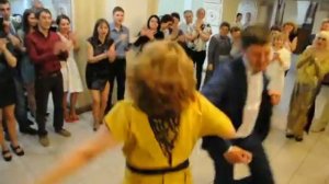 Танец зятя и тещи!