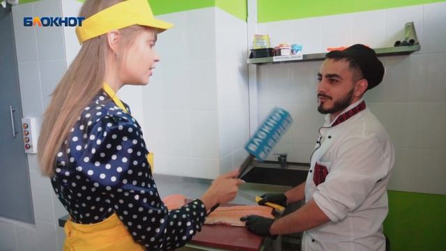 В Волгограде открылась столовая, где можно отведать шашлык на мангале смотреть онлайн