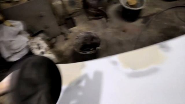 ПОДГОТОВКА КАПОТА К ПОКРАСКЕ / Шпаклюю и потом грунтую капот Renault Trafic смотреть онлайн