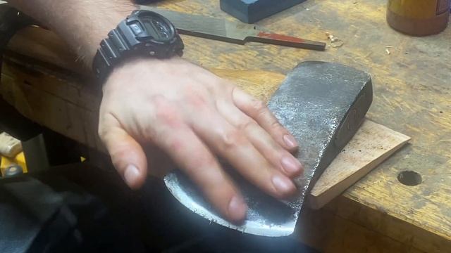 Don't grind that vintage axe! Sharpen it with cheap diamonds смотреть онлайн