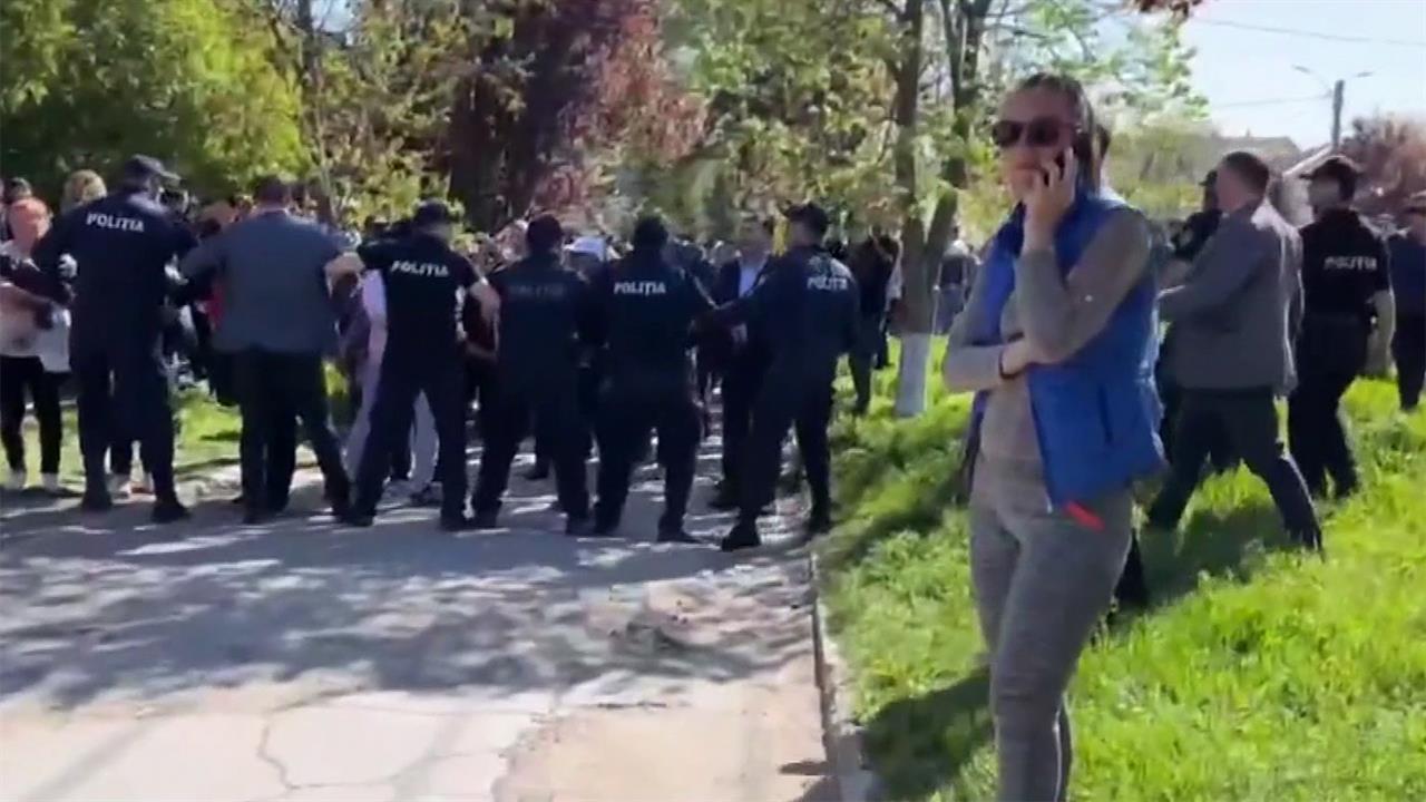 Массовые протесты прошли в столице Гагаузии, куда неожиданно прибыла Майя Санду