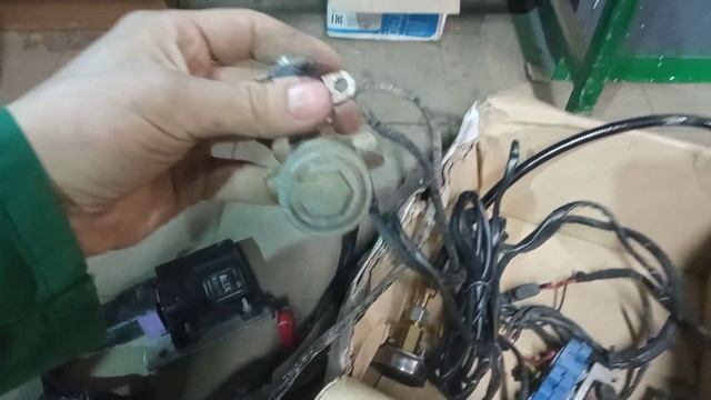 Установка б/у гбо на новый Lada Largus 2021 смотреть онлайн