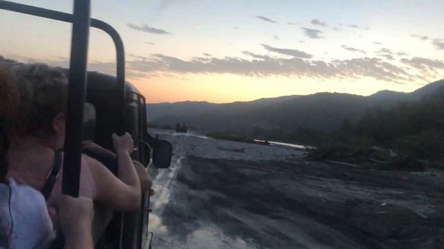 Катаемся на Газ-66, р.Кичмай, Сочи. смотреть онлайн