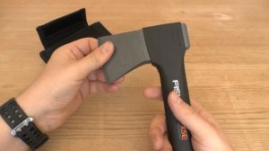 Fiskars X5 camping axe review