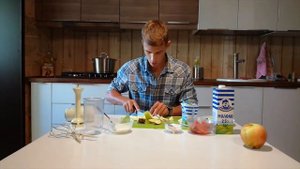 3 простых блюда из яблок