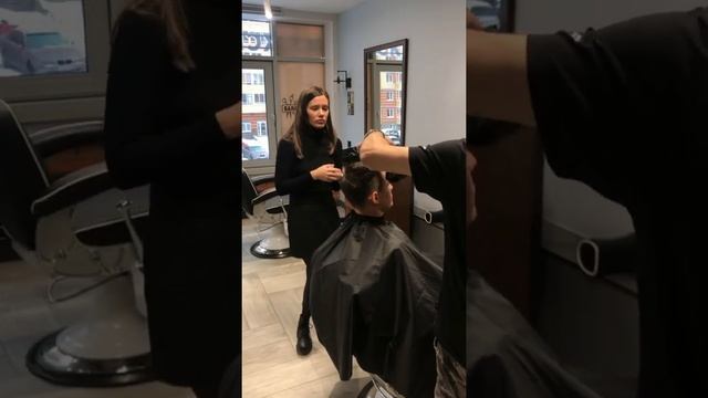 Индивидуальное обучение на барбера.(Мужские стрижки, коррекция и оформление бороды) Питер смотреть онлайн