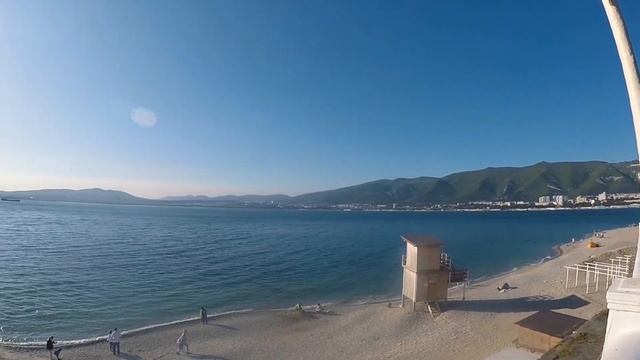 Скала Парус в Геленджике (Прасковеевка) и сам Геленджик