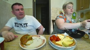 Мукбанг ругаюсь на Вована за аварию и переживаю, не знаю что делать теперь?! Обед куриный суп