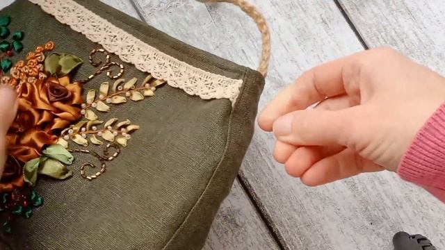 5.Сумочка с вышивкой в осенней гамме.Косметички смотреть онлайн