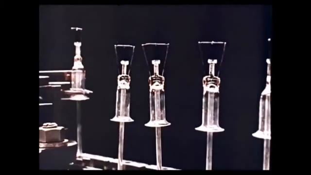 Old Philips Commercial смотреть онлайн