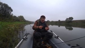 Ловля на живца . Плотва, голавль на кукурузу. Вот это рыбалка в ОКТЯБРЕ