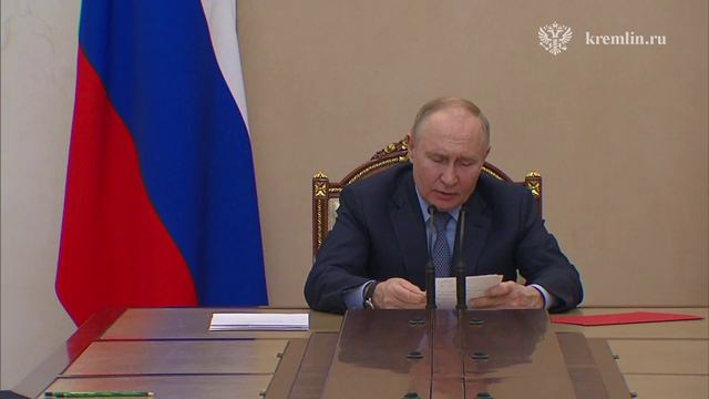 Владимир Путин проводит совещание, посвящённое развитию отечественного кораблестроения

На повестке