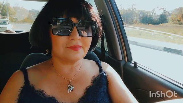 Бывают дни, когда ты абсолютно счастлив ?слева - море, прямо - горы? смотреть онлайн