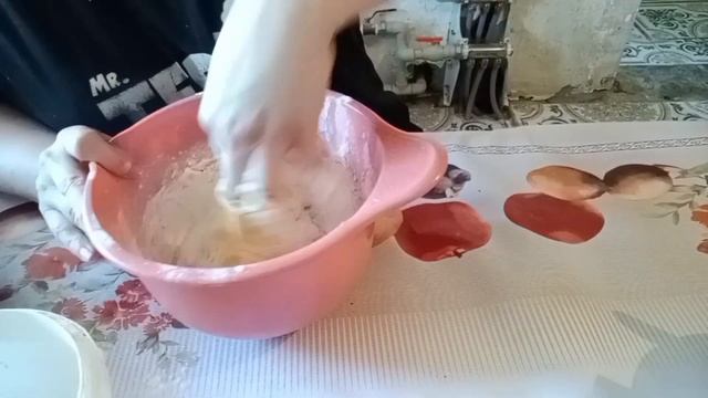 ОРЕШКИ  с вареной сгущенкой!Хрустящие орешки в орешнице!