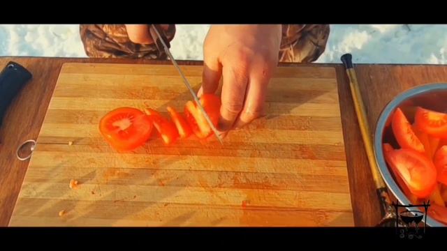 Охотничий шулюм из мяса ? лося на костре в котелке