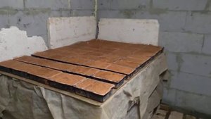 Работа расформовочного вибростола