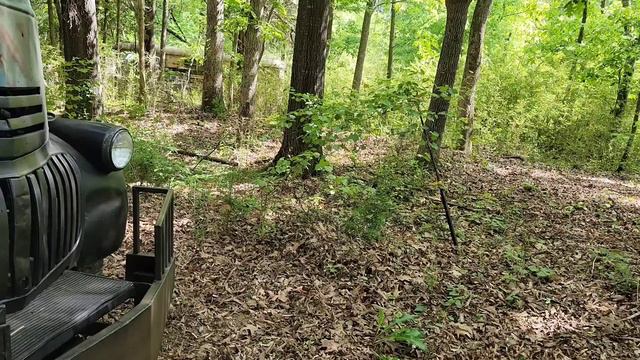 The Creeper is Looking... смотреть онлайн