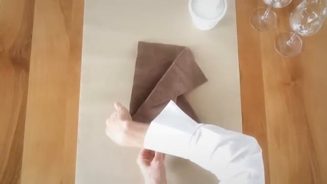 Сложение салфеток от Duni Кленовый лист