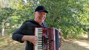 Рыжая / Очень весёлая песня