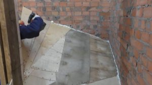 БЕТОННАЯ лестница с БОЛЬШИМ перепадом по высоте в ЗАБЕЖНОЙ части. ГУНДЁЖ на 50 мин от ВОВАНА!