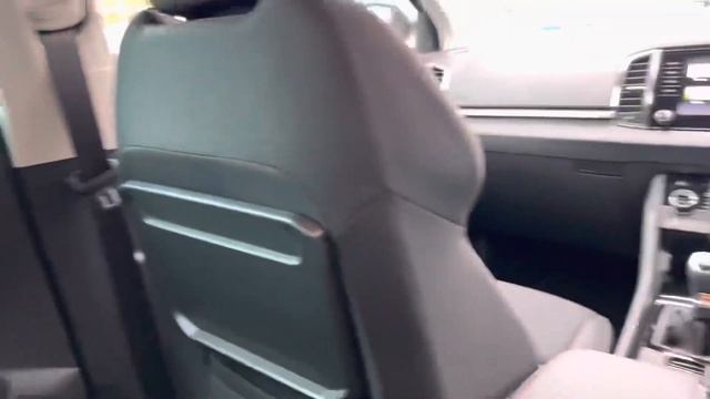 Brand New Karoq 1.0TSI SE Drive Black Magic Pearl Effect смотреть онлайн