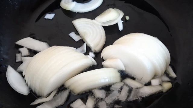 Просто быстро очень вкусно!!!//рецепт спагетти с крылышками//