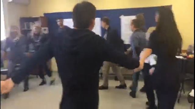 Утренняя зарядка на тренинге для руководителей. Тренинги для руководителей Тимсофт смотреть онлайн