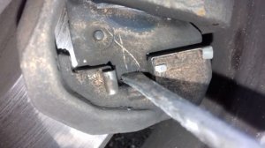 Люфт колодок. V40 2.4