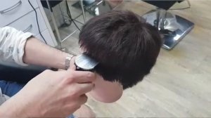 Альтернатива стрижке бритвой на вьющихся волосах: пошаговый урок от MOSER