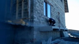 Сломал плиту перекрытия ПКЖ- в конце чуть доской не зашибло)))