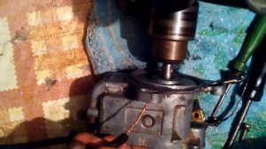 Искра на магнето должна быть такой)