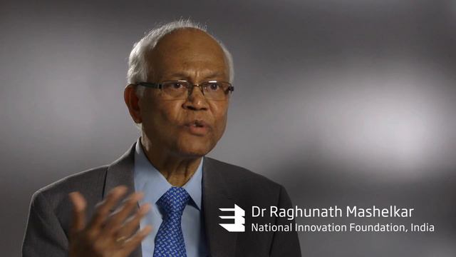 The QEPrize Judges introduce GPS смотреть онлайн