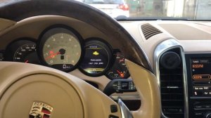 Долго заводится и глохнет Porsche Cayenne 4.8 проблемы с бензиновым ТНВД ошибка P1027