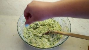 КАБАЧКОВЫЕ ОЛАДЬИ В ДУХОВКЕ. Вкусно и полезно.